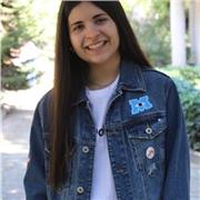 Doy clases de inglés a 7 euros la hora. He estudiado inglés durante 11 años y poseo un nivel B2 correspondiente al First De Cambridge